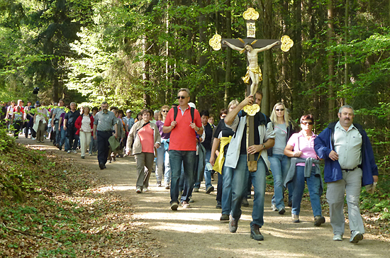 Fußwallfahrt zum Heilbruennl 01.05.2012