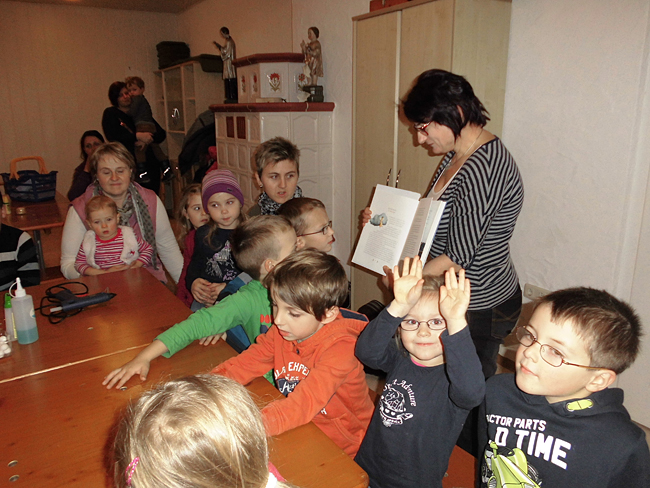 Bastelnachmittag in den alten Pfarrhof Suessenbach