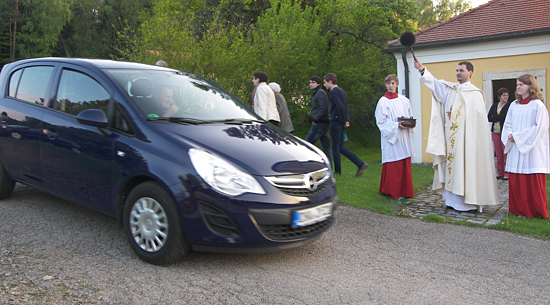 Fahrzeugsegnung in Hetzenbach